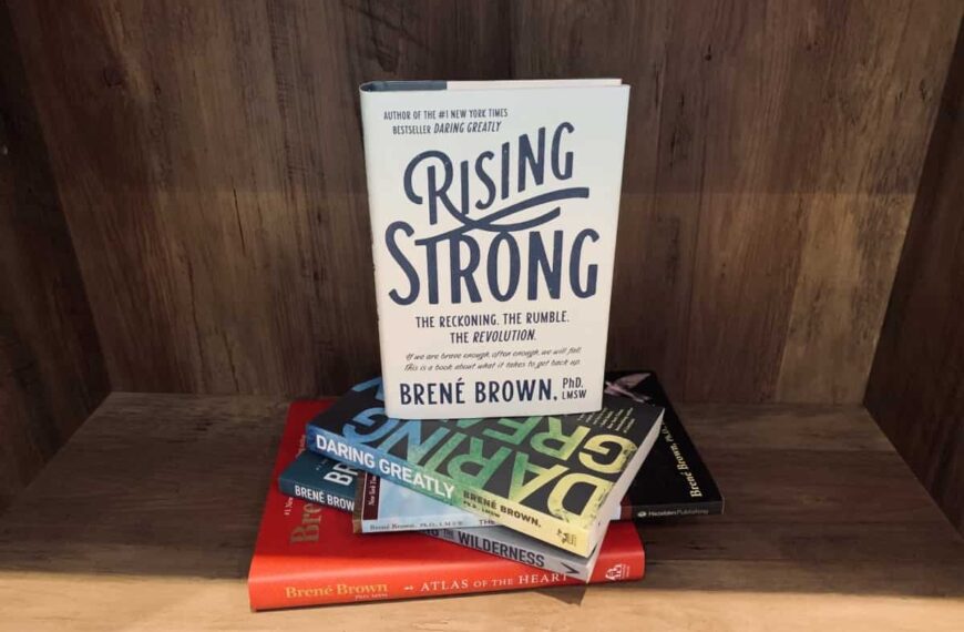 rising strong by brene brown