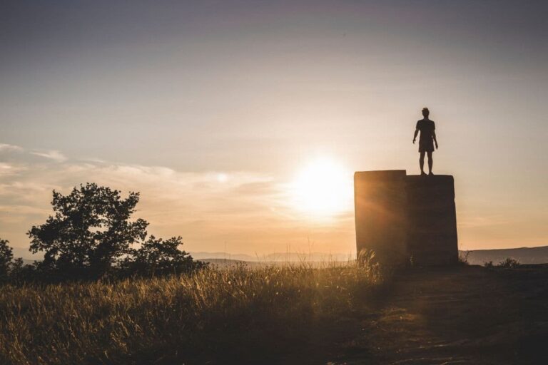 75 Motivational Single Words To Inspire You This Year