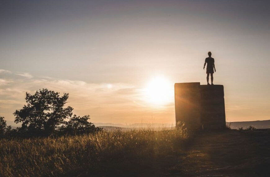 75 Motivational Single Words To Inspire You This Year